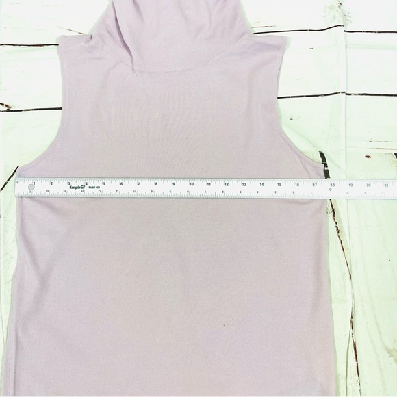 Ralph Lauren Purple Label Women Turtle Neck Sweater Size M Pre-Fall Sleeveless. - Picture 10 of 11